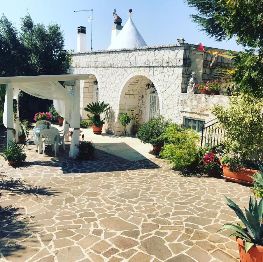 Il Trullo Di Nonno Angelo San Marco Hotel Locorotondo Bagian luar foto