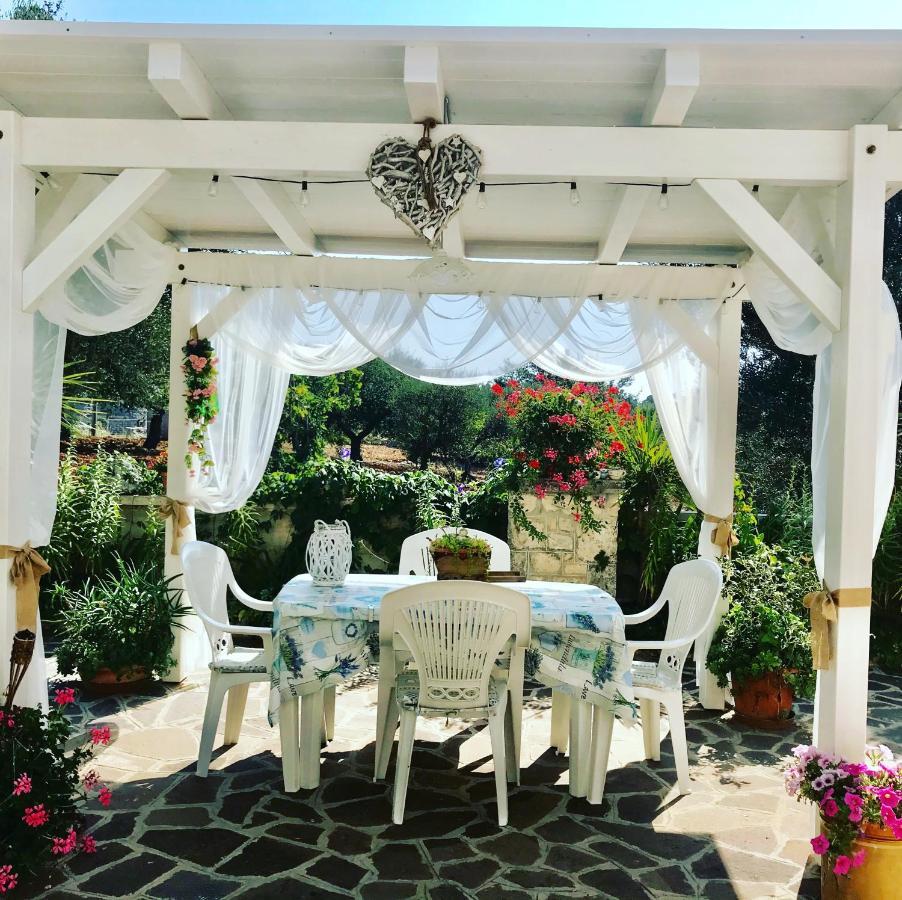 Il Trullo Di Nonno Angelo San Marco Hotel Locorotondo Bagian luar foto