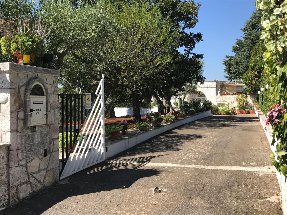 Il Trullo Di Nonno Angelo San Marco Hotel Locorotondo Bagian luar foto