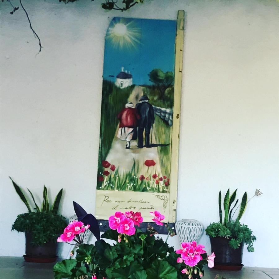 Il Trullo Di Nonno Angelo San Marco Hotel Locorotondo Bagian luar foto